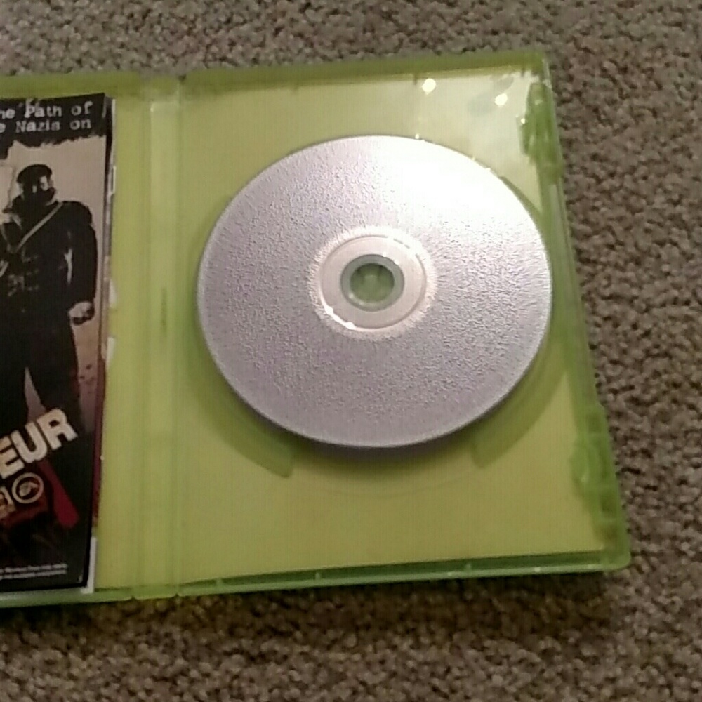 Xbox 360 - Picture 2 of 3